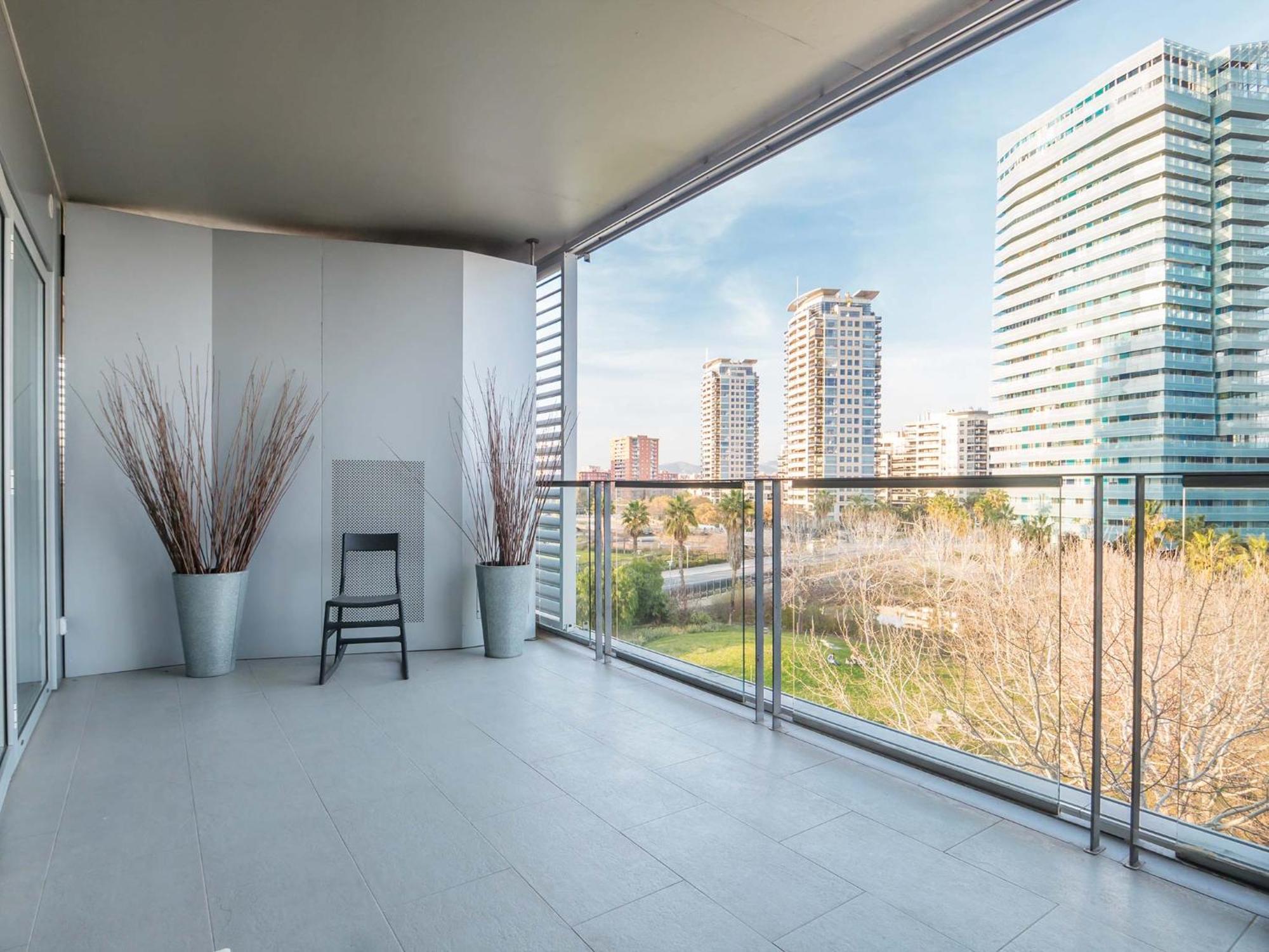 Rent Beach-diagonal Mar
